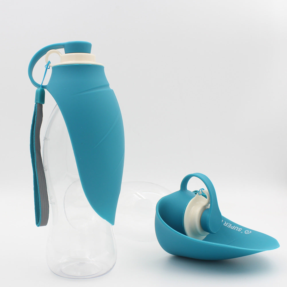 Blue FlipSip portable cat and dog water bottle with flip-open drinking cup, 580ml capacity