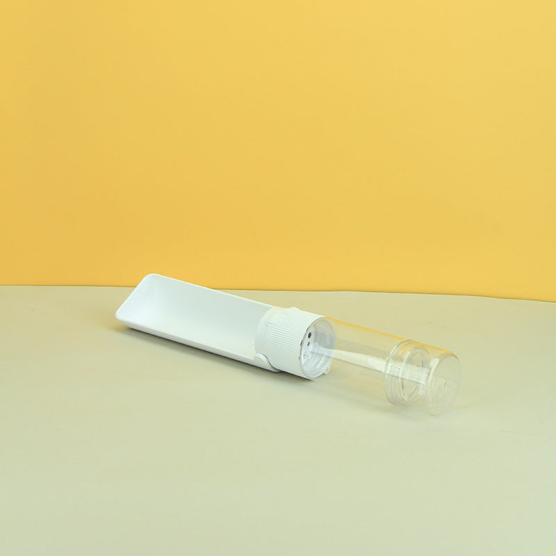 SipSnack pet bottle size reference showing 7.9 x 7.4 x 21.2cm slim compact dimensions next to hand